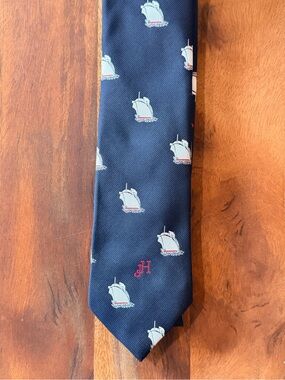Vintage J.J. Henry Co Naval Architects Corporate Tie Navy Blue Sailboat MINT